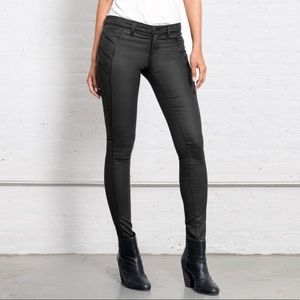 Rag & Bone The Trench Legging In Shoreditch